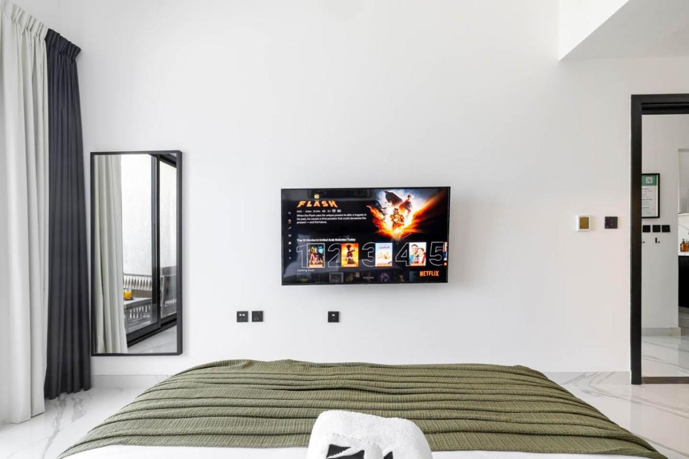New 1br With Full Balcony Gym Pool And Sauna Apartment Dubai