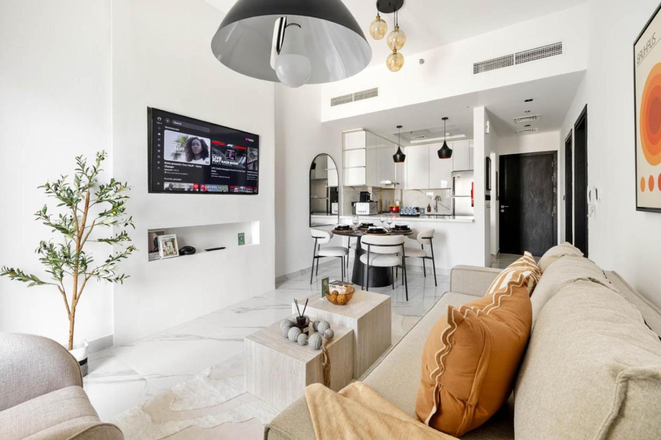 New 1br With Full Balcony Gym Pool And Sauna *